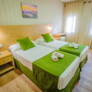 hotel-solymar-malaga.1costadelsol.com/